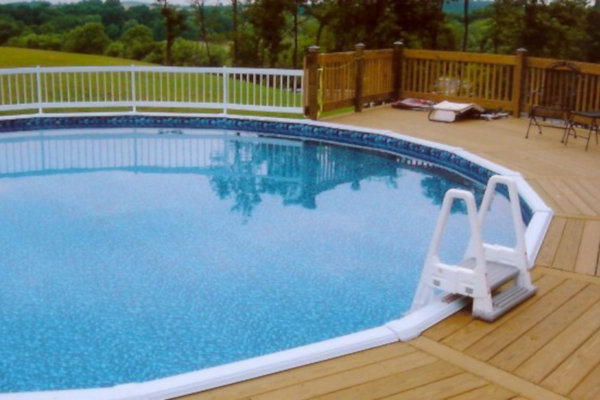 deck to pool